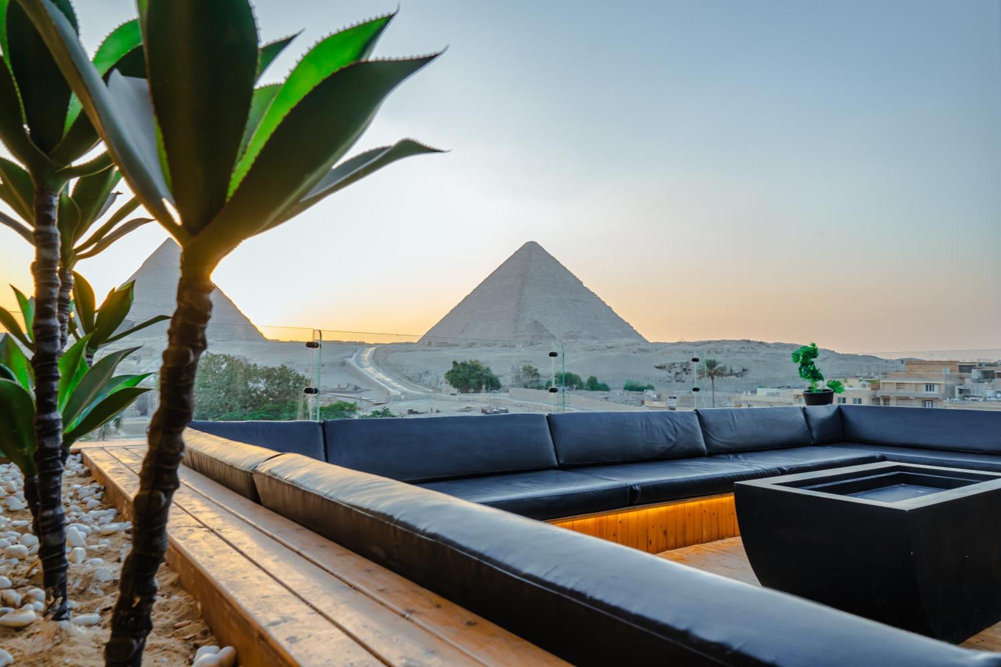 Great Pyramid Inn Kafret el-Gabal Exterior photo